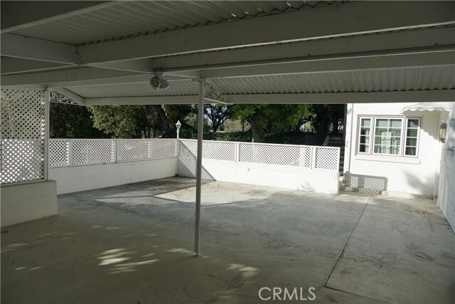 Building Photo - 1200 Oakwood Dr