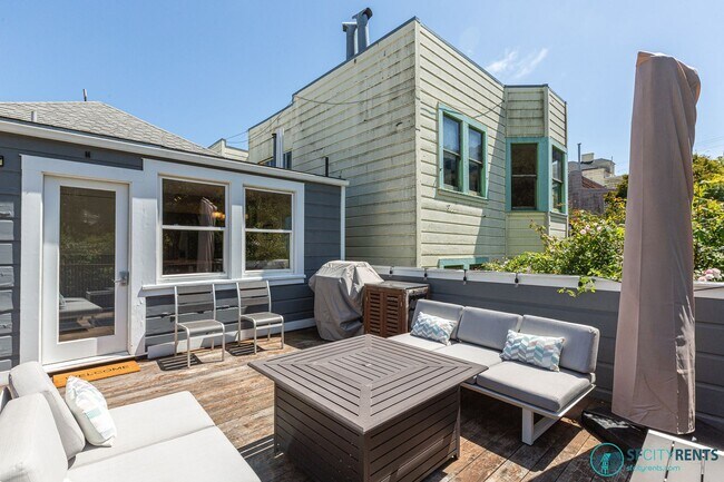 Building Photo - Castro: UNFURNISHED Top Floor Flat w/ Private Deck, W/D in unit & Garage Parking