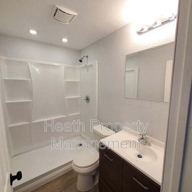 Building Photo - 1735 25th St S