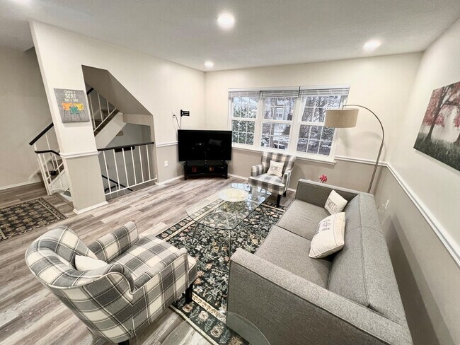 Building Photo - 2265 Chestnut Burr Ct