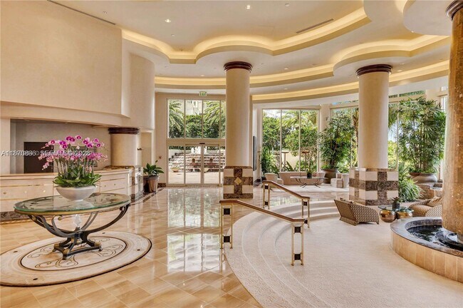 Building Photo - 2800 Island Blvd