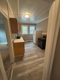 Building Photo - 6 Clachan Pl