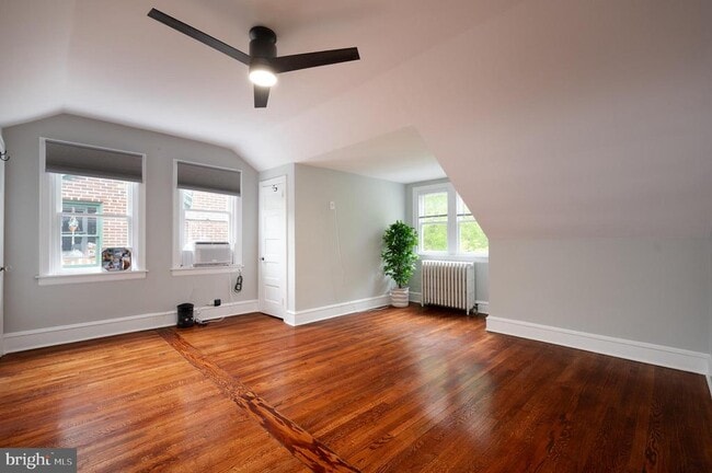 Building Photo - 1406 Lovering Ave