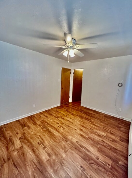 Building Photo - Karen Jean Apartments