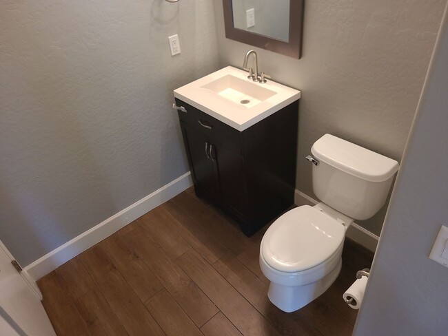 Building Photo - Ideal Living in Highland Groves: Stunning Cul-de-Sac Home with Builder Upgrades, Open Floor Plan,...