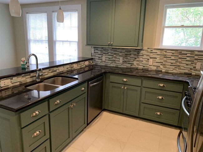 Building Photo - 1603 M L KING JR Blvd