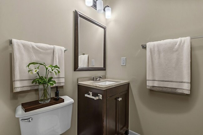 Building Photo - Waived app fees until tomorrow for this amazing 2 bedroom 2 bath apartment for rent with high spe...