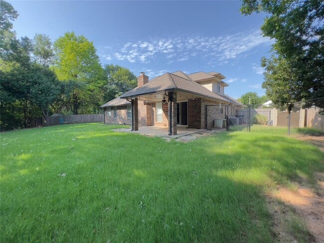 Building Photo - 11800 Kingsridge Terrace