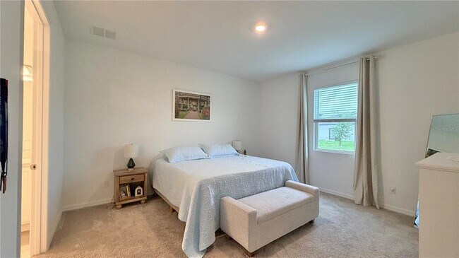 Building Photo - 5723 Cattle Rnch Dr