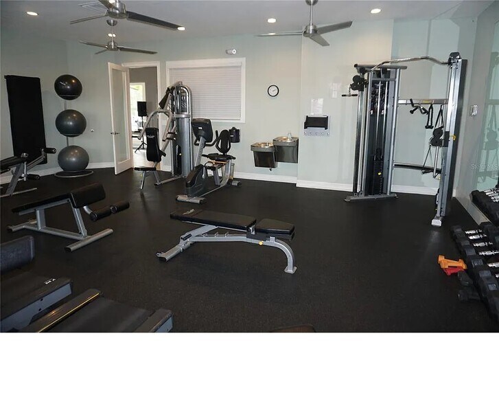 Gym - 25152 E Lenox Cir