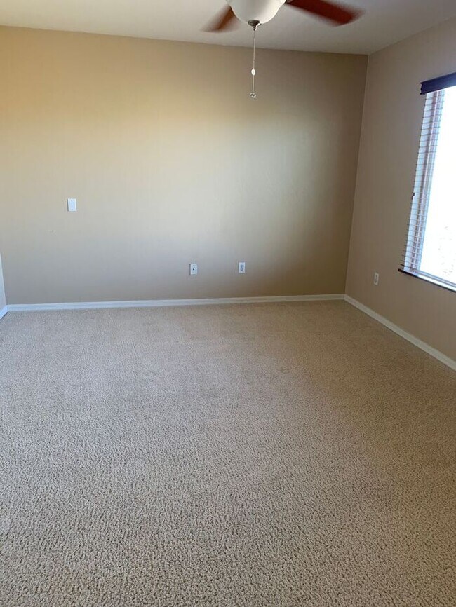 Building Photo - Great Eastside Home in Sierra Morado (Vail...