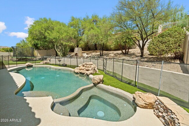 Building Photo - 10840 E Bahia Dr