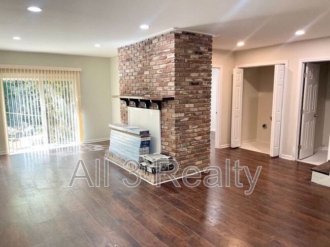 Building Photo - 5435 Winstead Ct SW