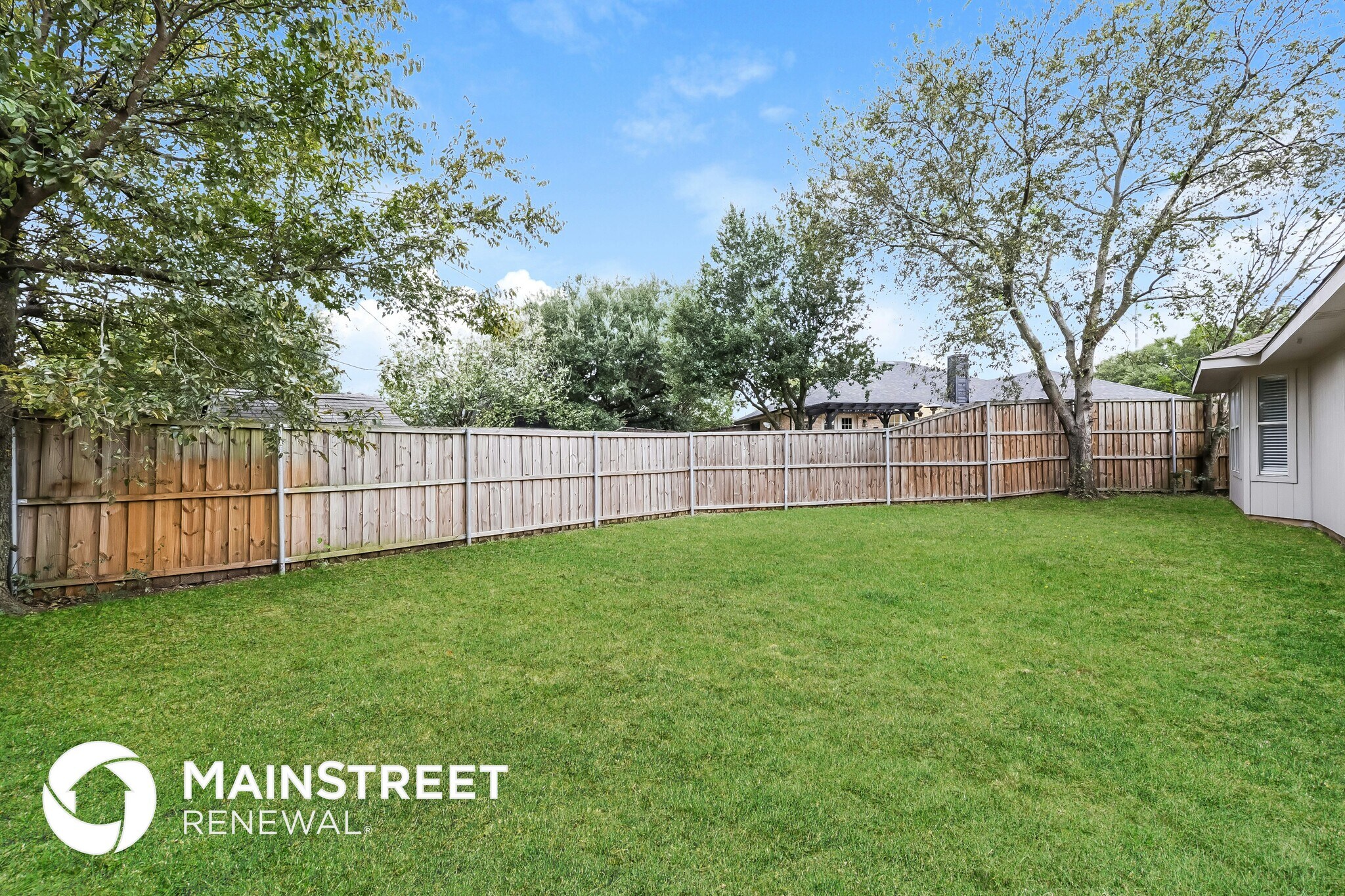 Building Photo - 204 Meadowbrooke Dr