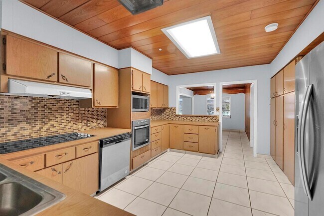 Building Photo - 4910 Ralls Rd