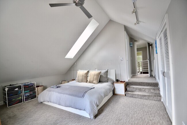 Building Photo - 258 Jackson St