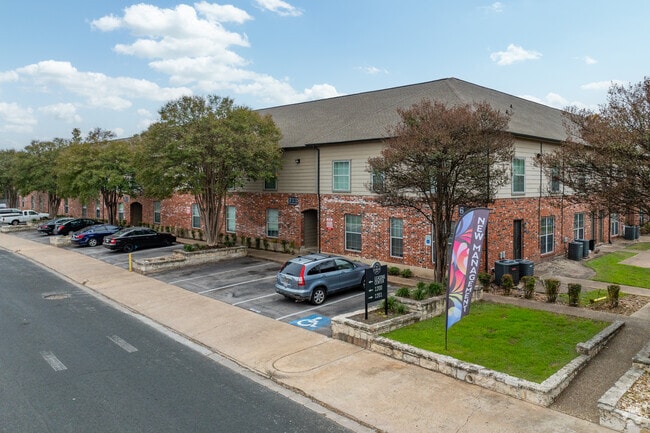 Building Photo - Lowell at Mueller