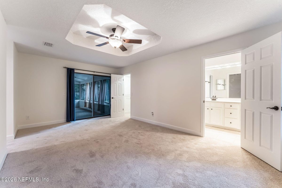 Building Photo - 13926 Spanish Marsh Ct