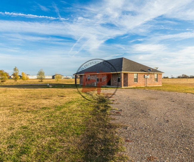 Building Photo - 2826 Jerry Mashek Dr