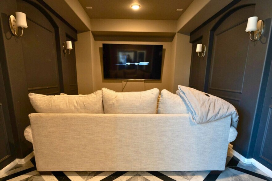 Building Photo - 11347 Needlerock Ct