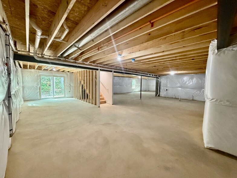 Building Photo - 28987 Lockes Hill Rd