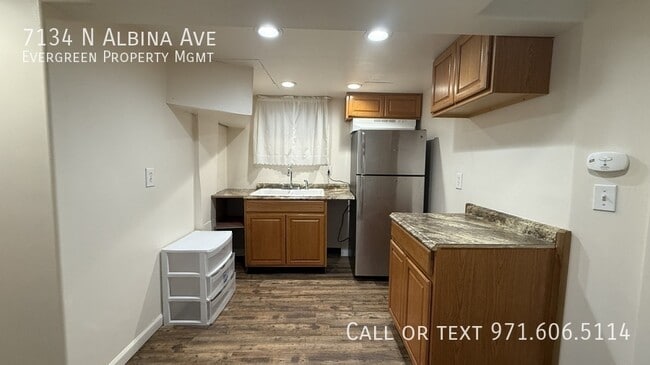 Building Photo - 7134 N Albina Ave