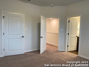 Building Photo - 2222 Sandlewood Cv