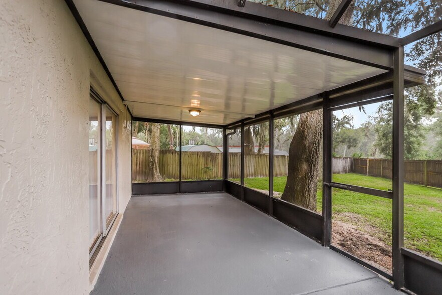 Building Photo - 4035 Forecast Dr