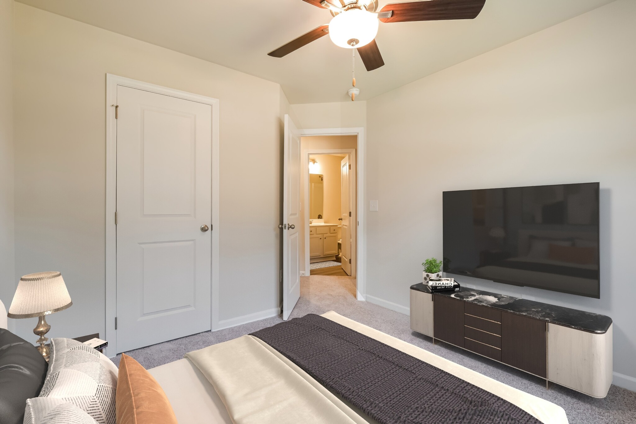 Building Photo - 129 Pyrus Ln