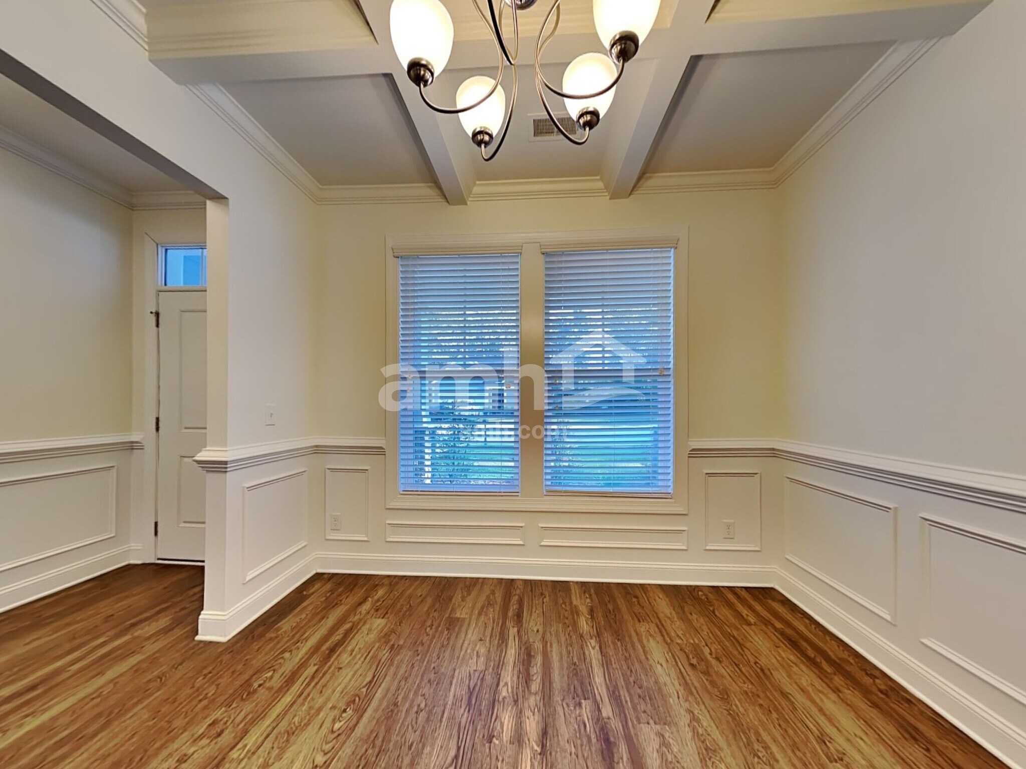 Building Photo - 110 Doral Blue Dr