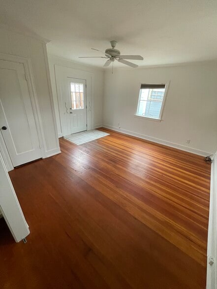 Bedroom - 920 Gravenstein Ave