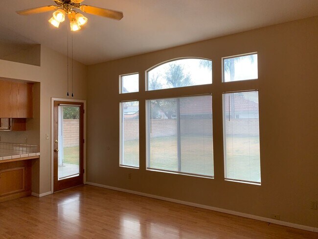 Building Photo - 8409 Tamworth St - SW - Beautiful 3 + Offi...