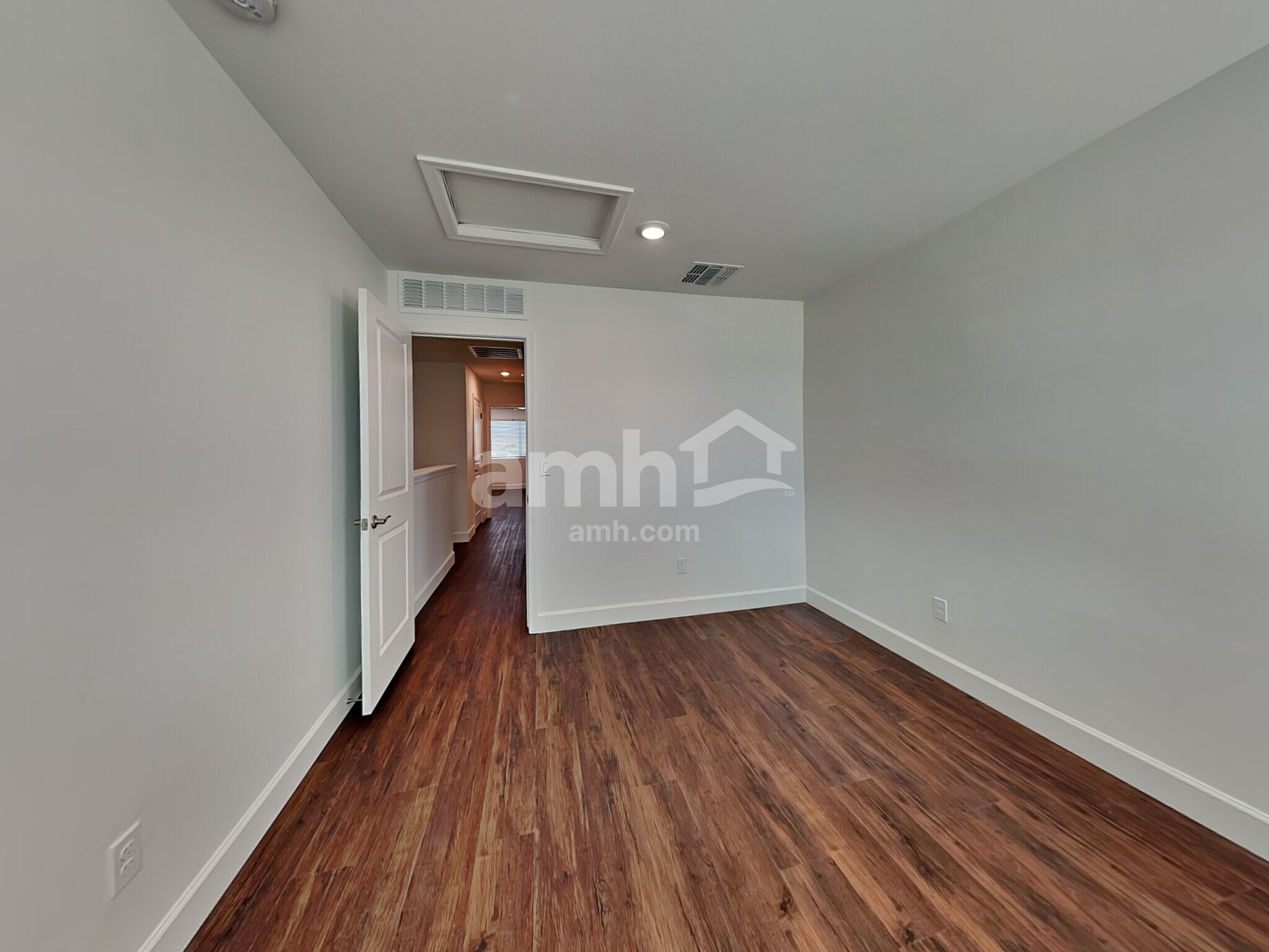 Building Photo - 6060 W Paseo Hilario