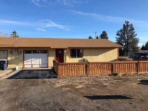 Building Photo - 2960 SW 23rd St