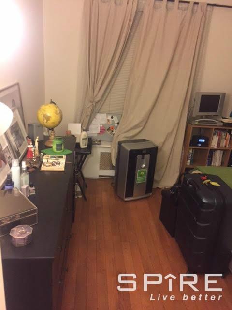 Building Photo - 2 bedroom in SUNNYSIDE NY 11104