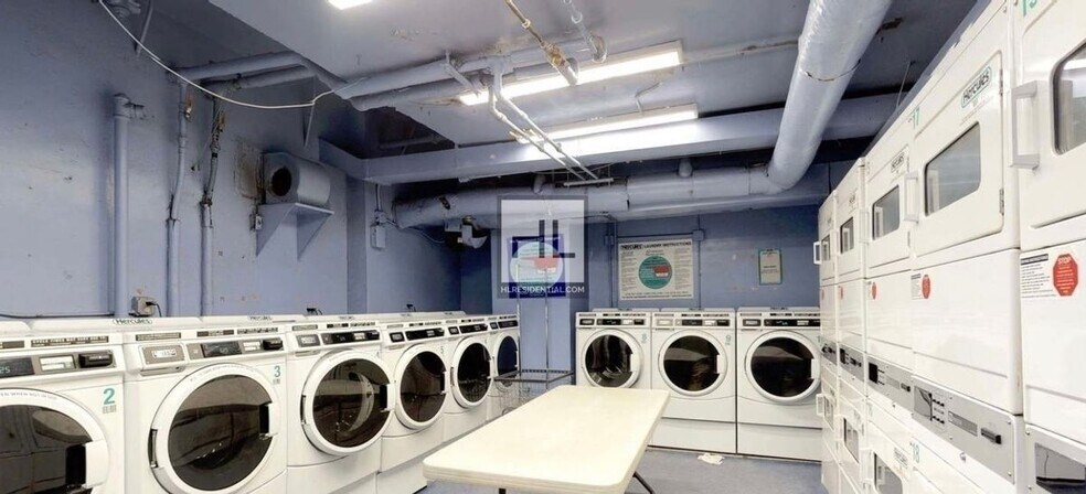 Building Photo - East 82nd Street