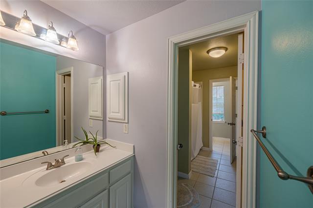 Building Photo - 4705 Virginia Woods Dr