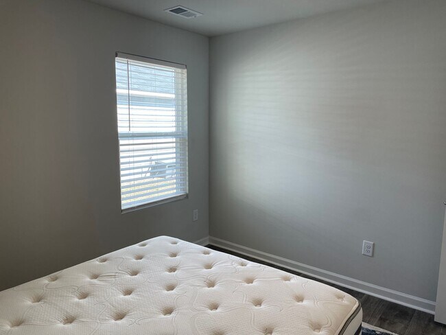 Building Photo - 3 Bedroom 2 Bathroom House in Sunfish Cove Sunset Beach NC