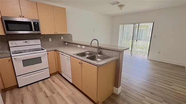 Building Photo - 22721 SW 88th Pl