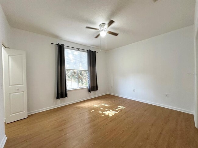 Building Photo - 12843 Madison Pointe Cir