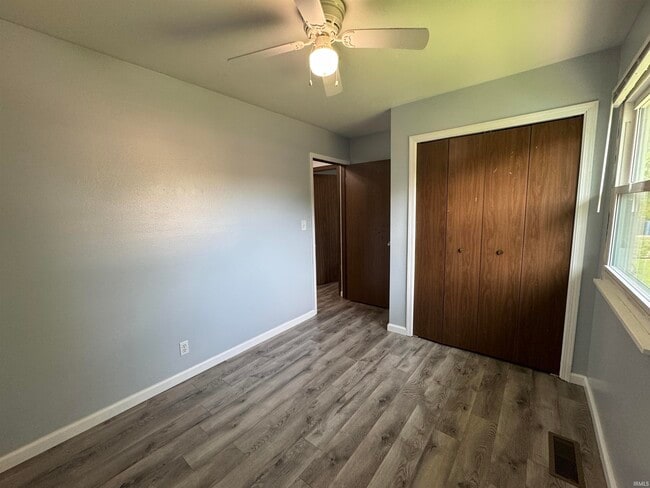 Building Photo - 4208 Spring Valley Rd