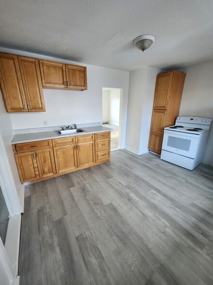 102 Knox #5 - 102 Knox St