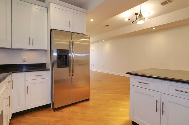 Building Photo - 4108 John F. Kennedy Blvd