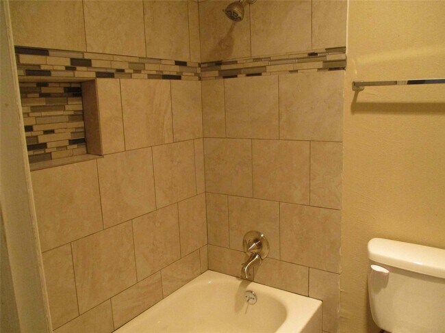 Building Photo - 5506 Deep Forest Dr