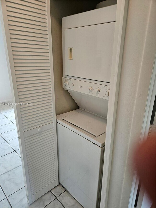 Building Photo - 11582 NW 44th St