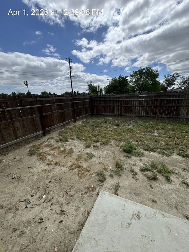 Building Photo - Charming 4 Bedroom House For Rent!!