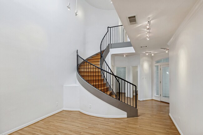 Building Photo - 4309 Tomberra Way