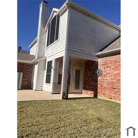 Building Photo - 1310 Pinehurst Dr