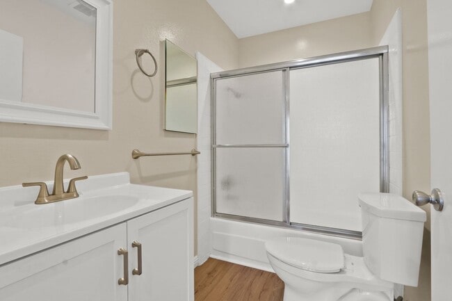 Building Photo - Recently Renovated Multi-Level Condo