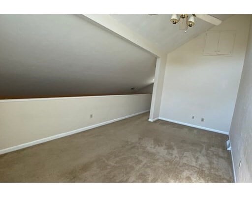 Building Photo - 205 Lake St